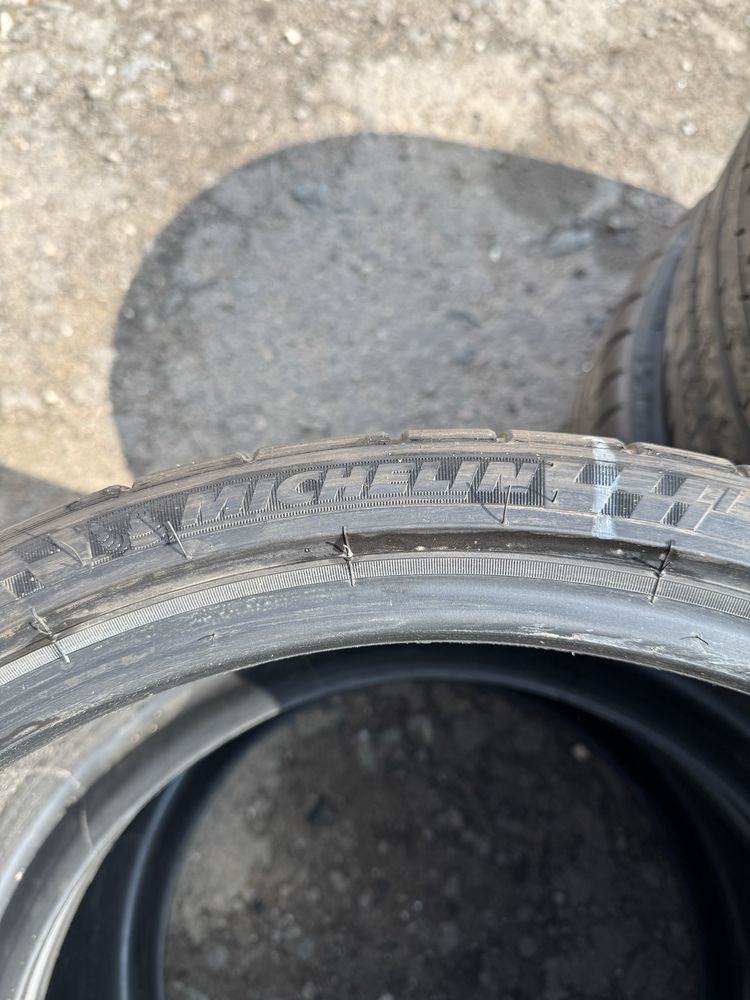 Продам літню резину 2шт Michelin 245/30/R20