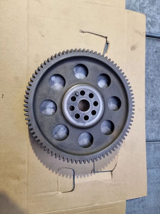 VOLVO FH RENAULT MAGNUM DXI KOŁO ZĘBATE ROZRZĄDU  8131386