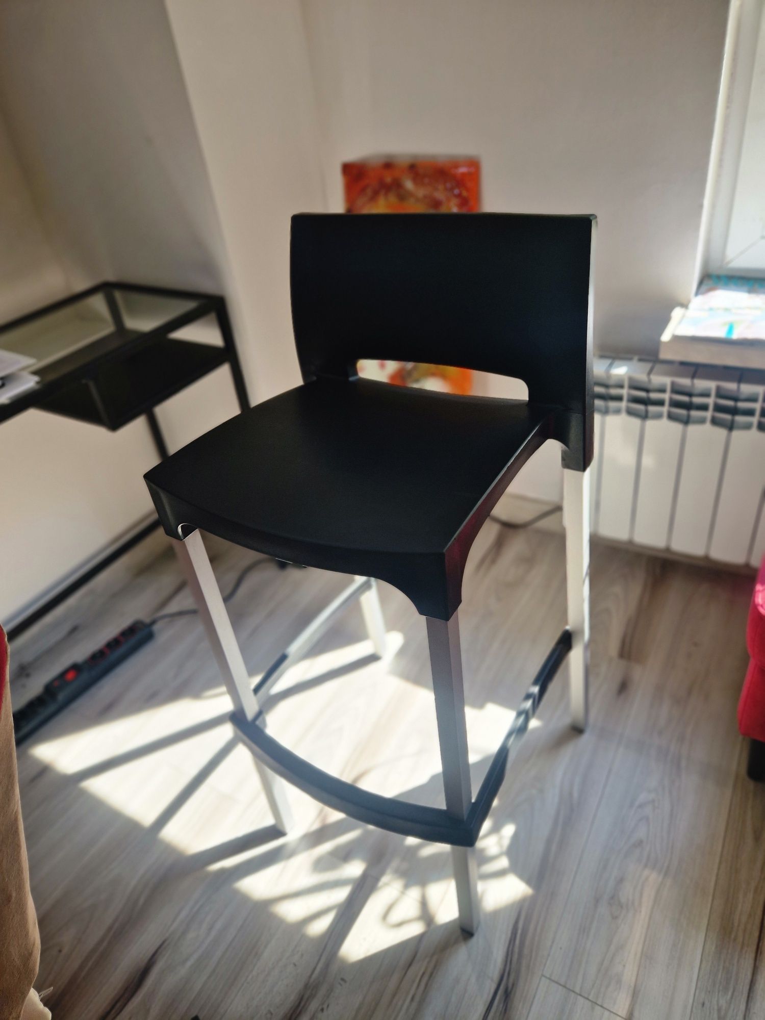 Wynajem hokerów / stołków barowych – dostępne od ręki!