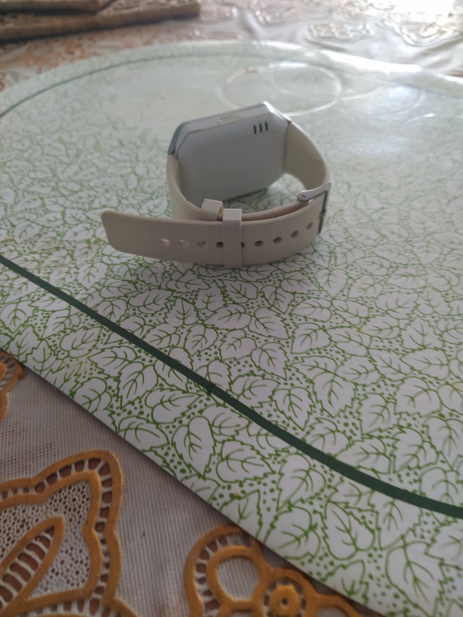 Biały Smartwatch Manta MA 427