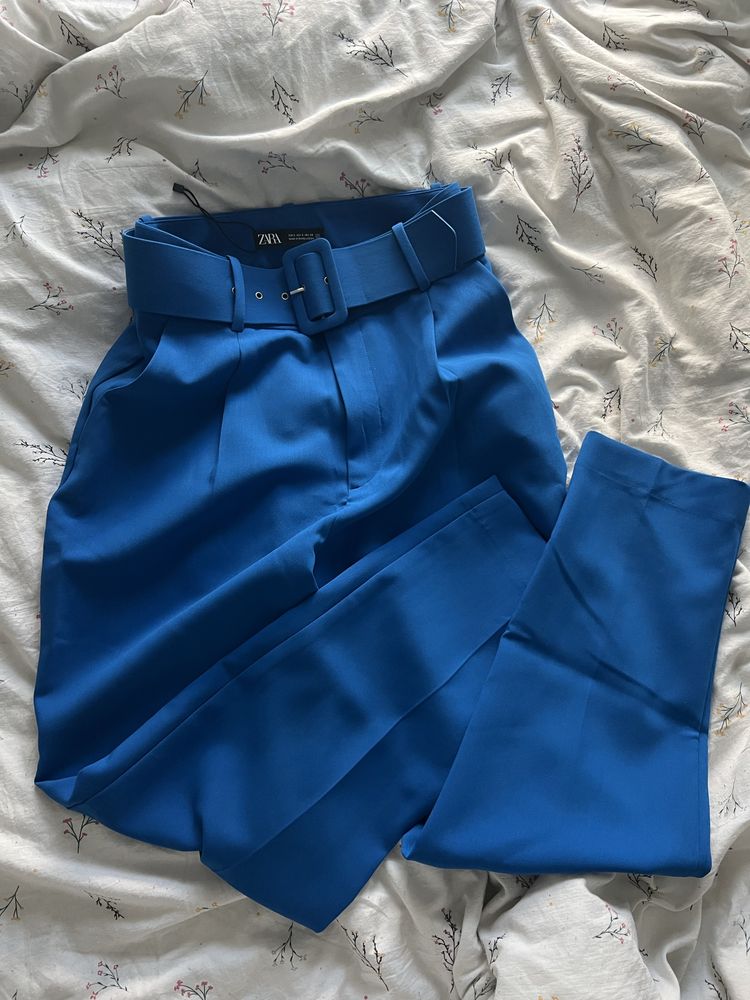 Niebieskie spodnie z wysokim stanem zara 36 S