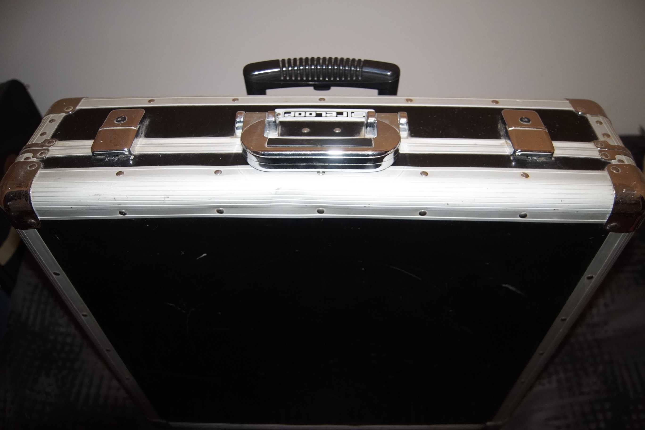 Reloop 200 Trolley CD Case Black case na płyty CD walizka