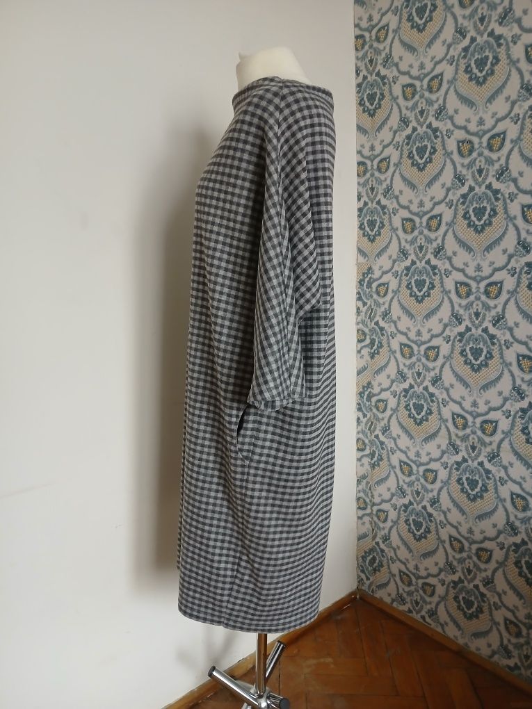 Sukienka w kratkę, ala nietoperz. Topsi. Rozmiar XL/42.