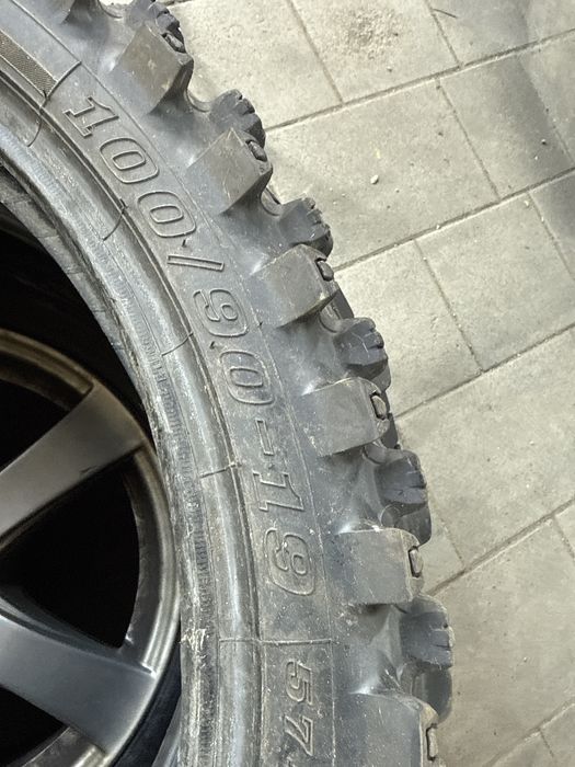 Мото шина скат 100/90/19 r19 Dunlop