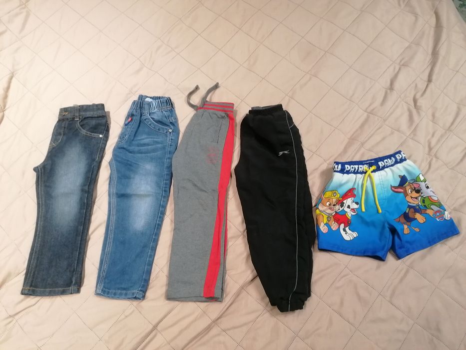 Zestaw spodni i spodenki  104 dla chłopca