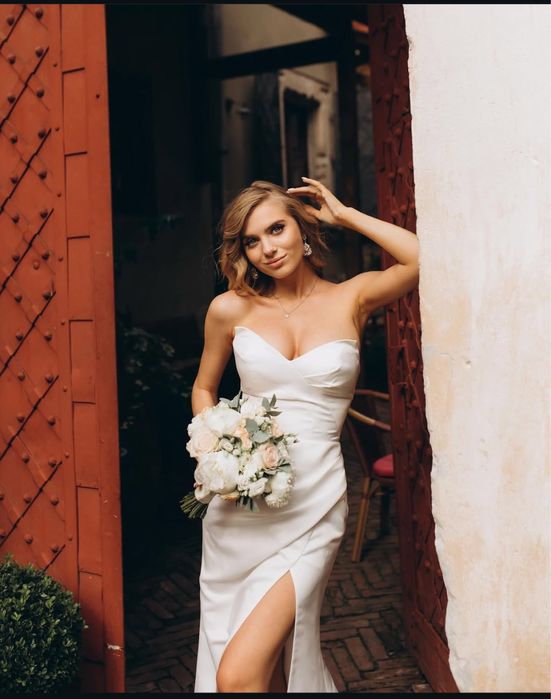 Весільна сукня рибка