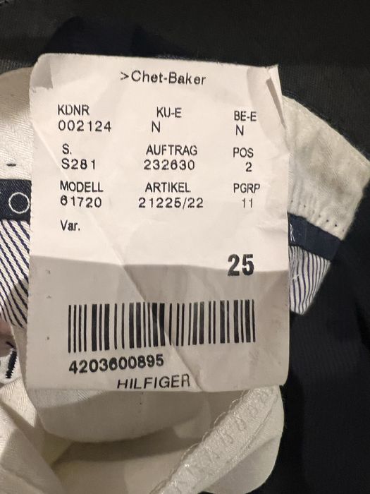 Tommy hilfiger szary w prążki garnitur 46 virgin wool