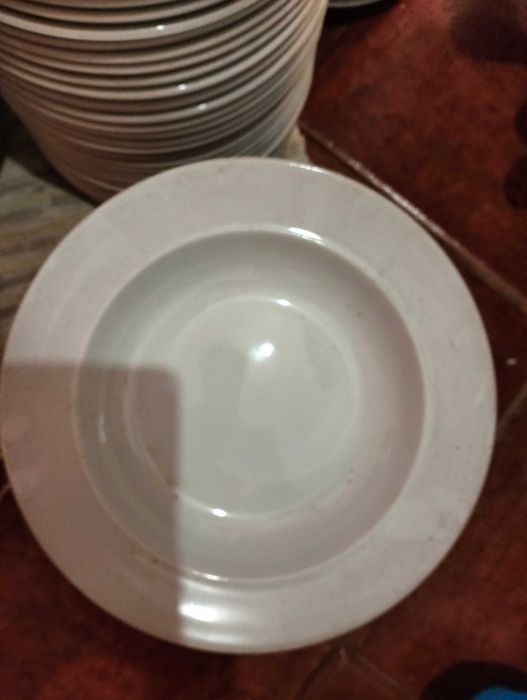 Lote de Pratos a 1 € unidade