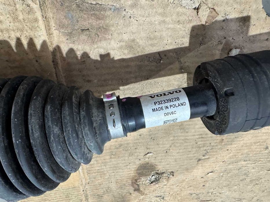 Ходова передня піввісь полуось ступиця цапфа Вольво Volvo XC90 2016 -