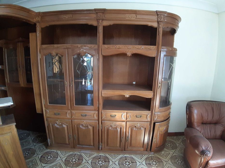 BAR- em madeira POUCO USO. OFERTA de Arca - em madeira POUCO USO