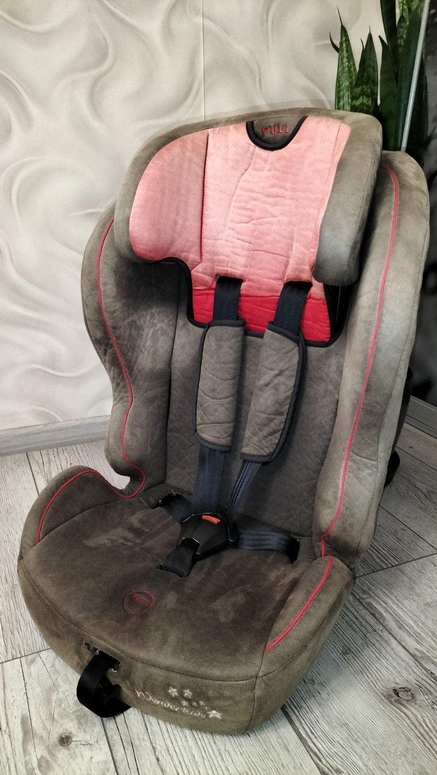 Дитяче автокрісло. Автокресло детское от 9-36кг Isofix