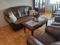 Wypoczynek skórzany - sofa 3 osobowa + 2 fotele.