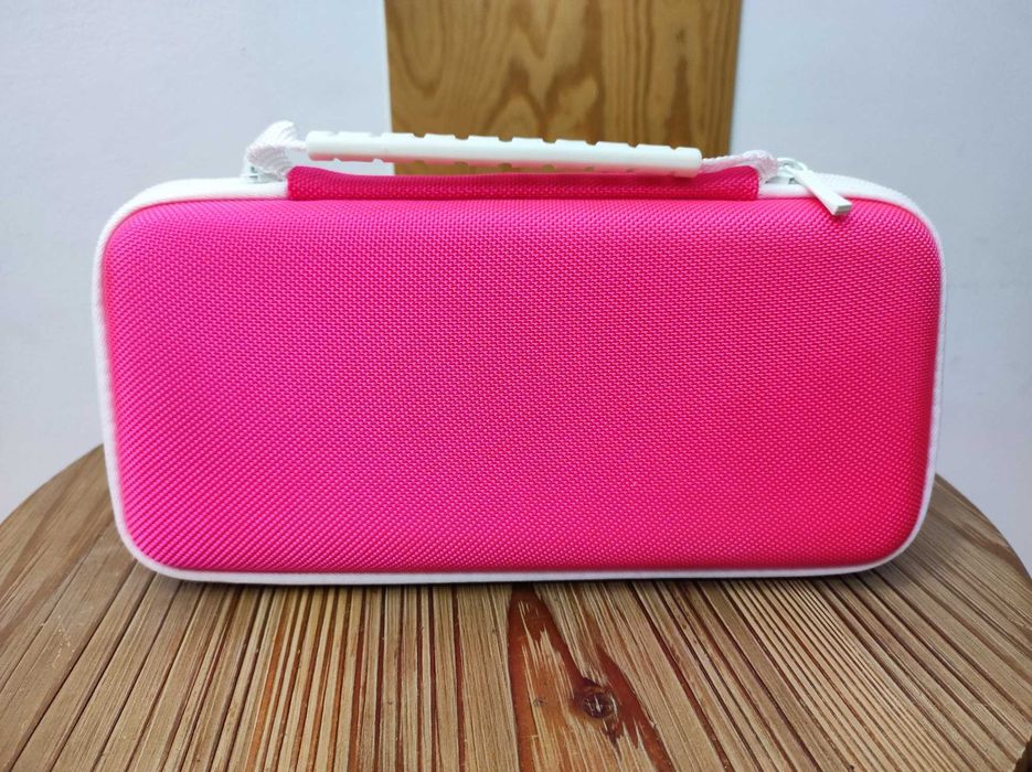 Etui na switch - różowe