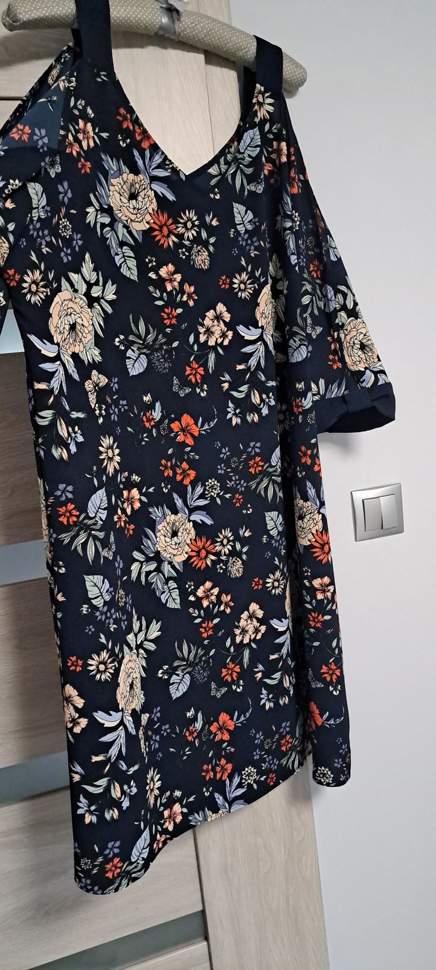 Letnia sukienka C&A rozm 48