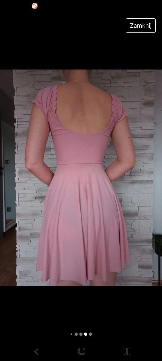 Śliczna sukienka XS w kolorze pudrowego różu