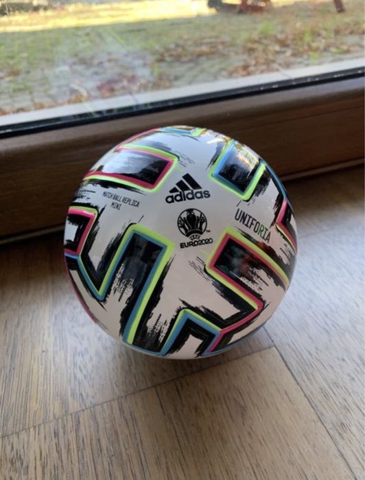 piłka adidas uniforia euro 2020 mini