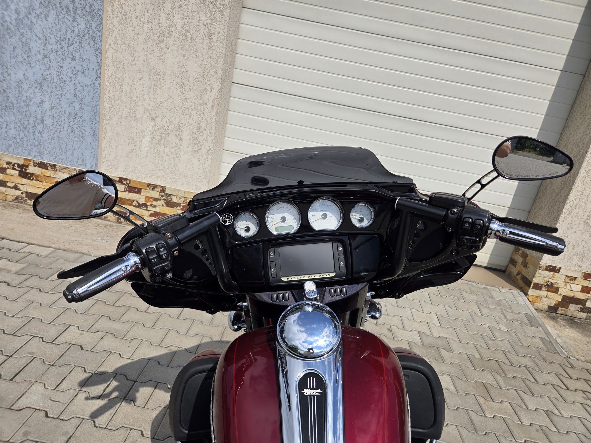Harley davidson street glide 2014 рік.