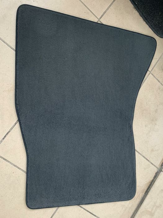 Передній пасажирський коврик для BMW X5 F15/F85, X6 F16/F86, Original!