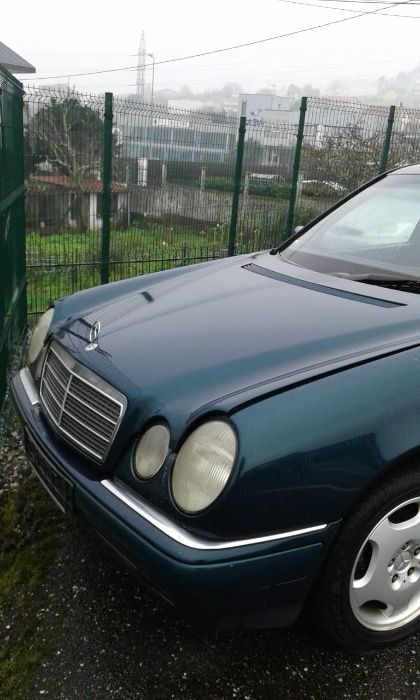 Mercedes e220d para peças