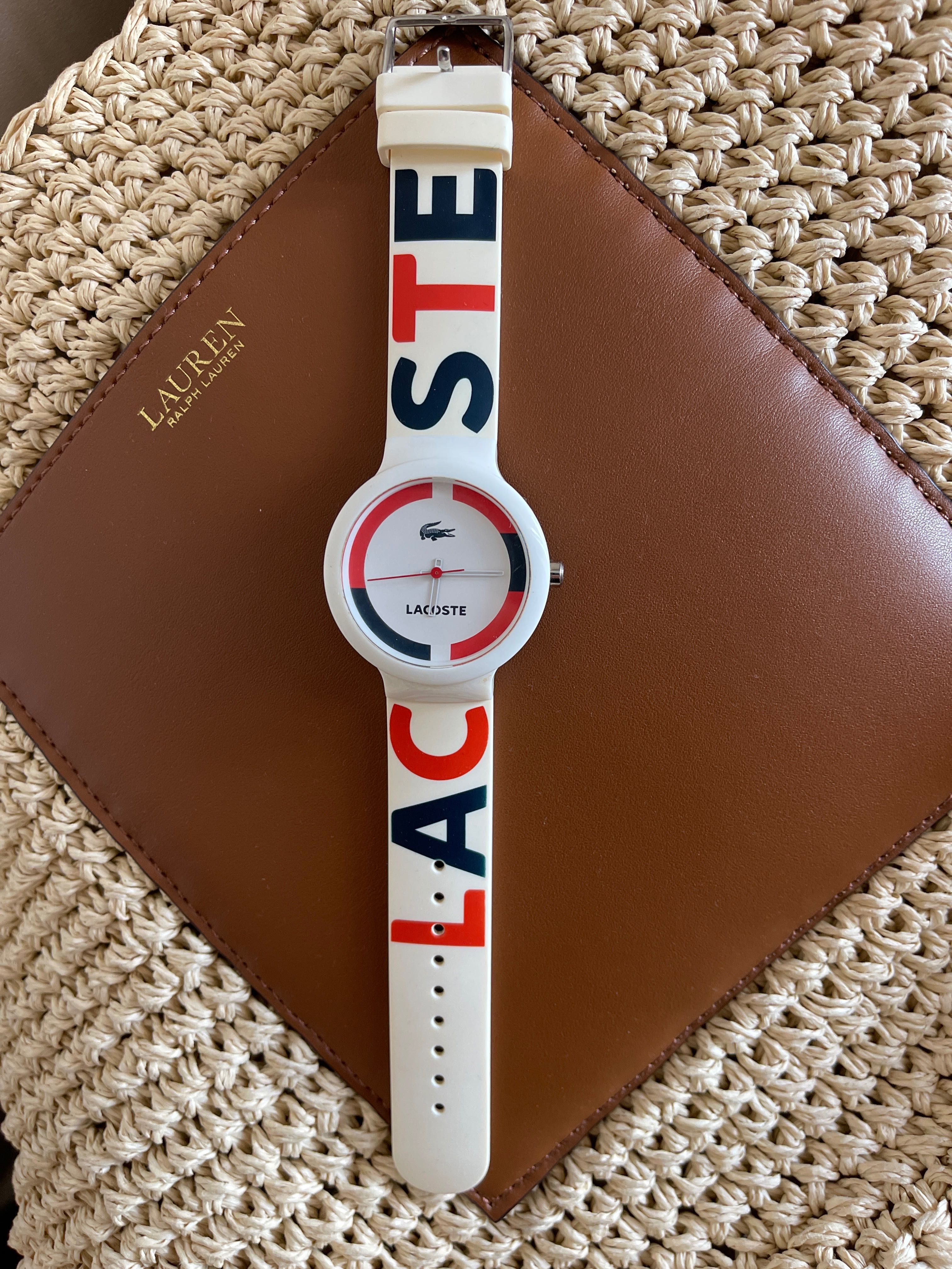 Годинник  Lacoste