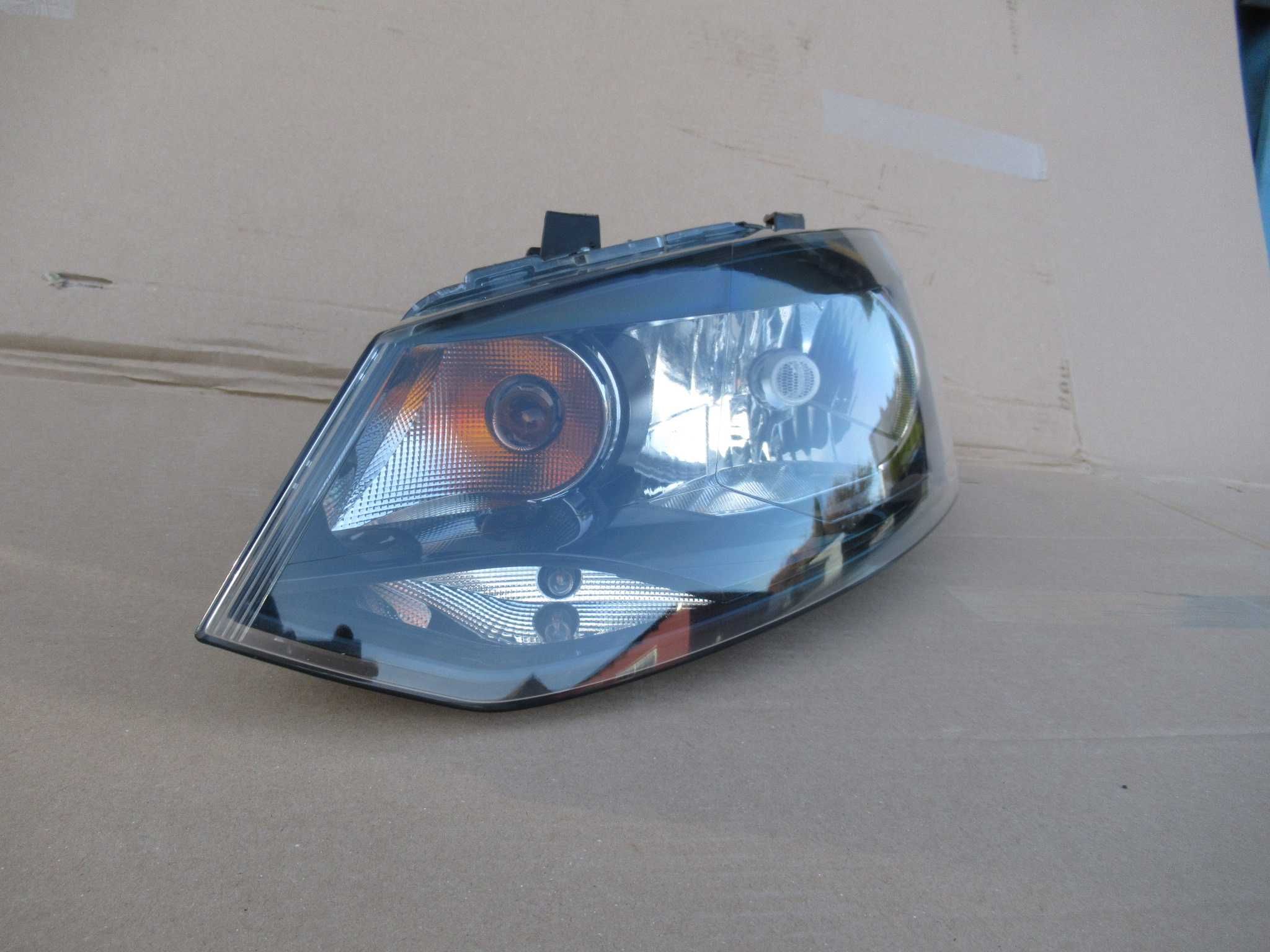 Lampa Lewa Reflektor Lewy VW Polo 6R1.941.015.E   2012r  12r