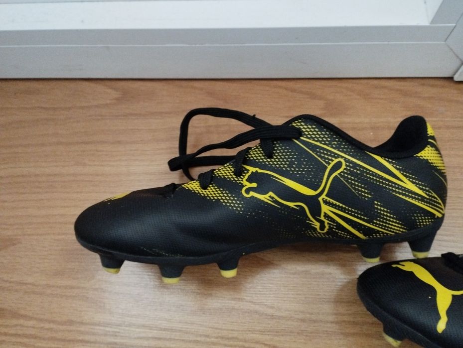 Chuteiras Puma tamanho 32