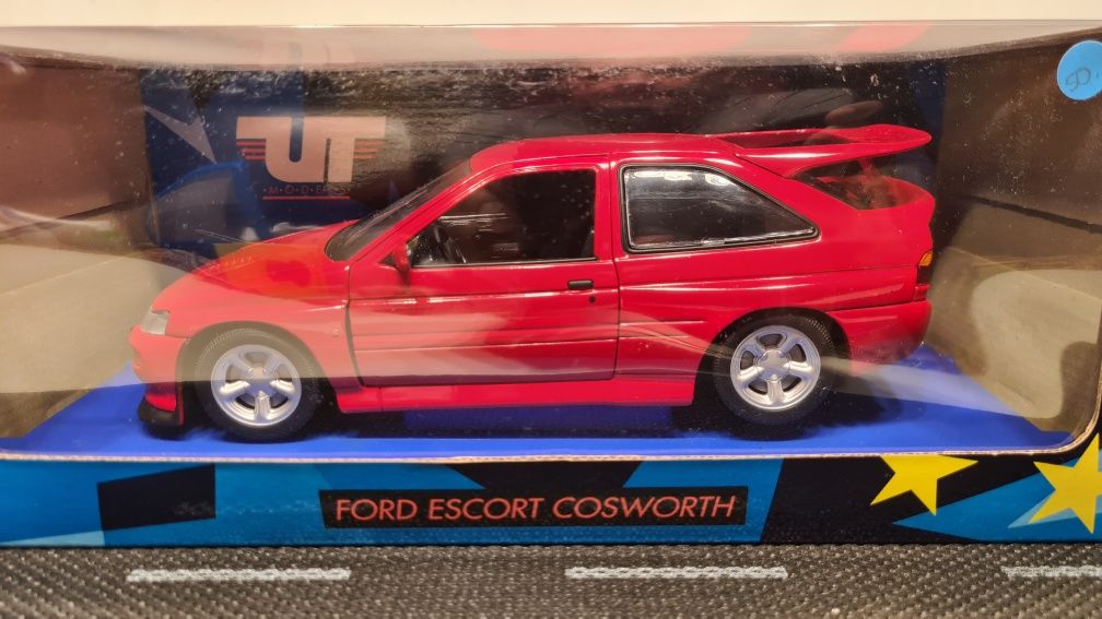 Ford Escort RS Cosworth UTmodels 1 18