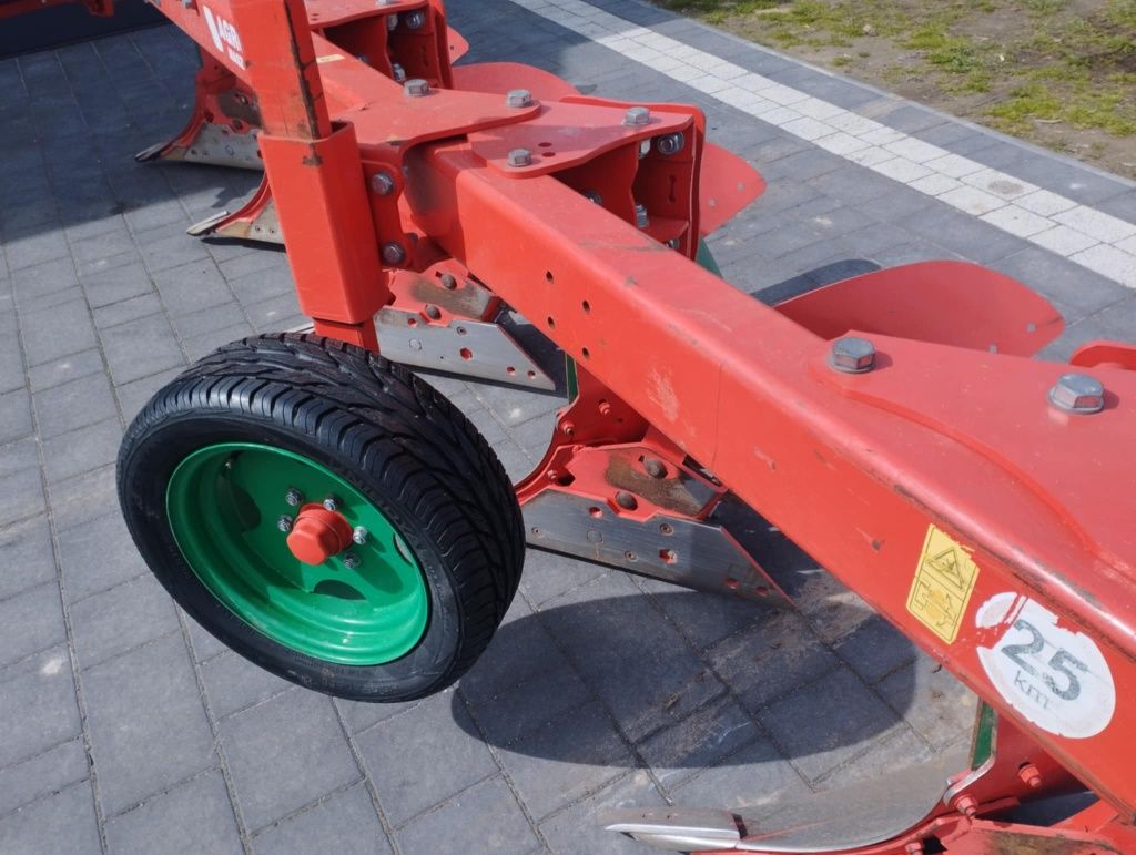 Sprzedam pługi 5  AGRO MASZ  P J5  jak kverneland