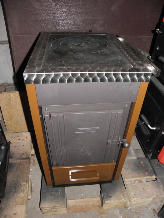 Profesjonalna piecokuchnia, kuchnia węglowa KALVIS  K-4CM 8 KW brązowa