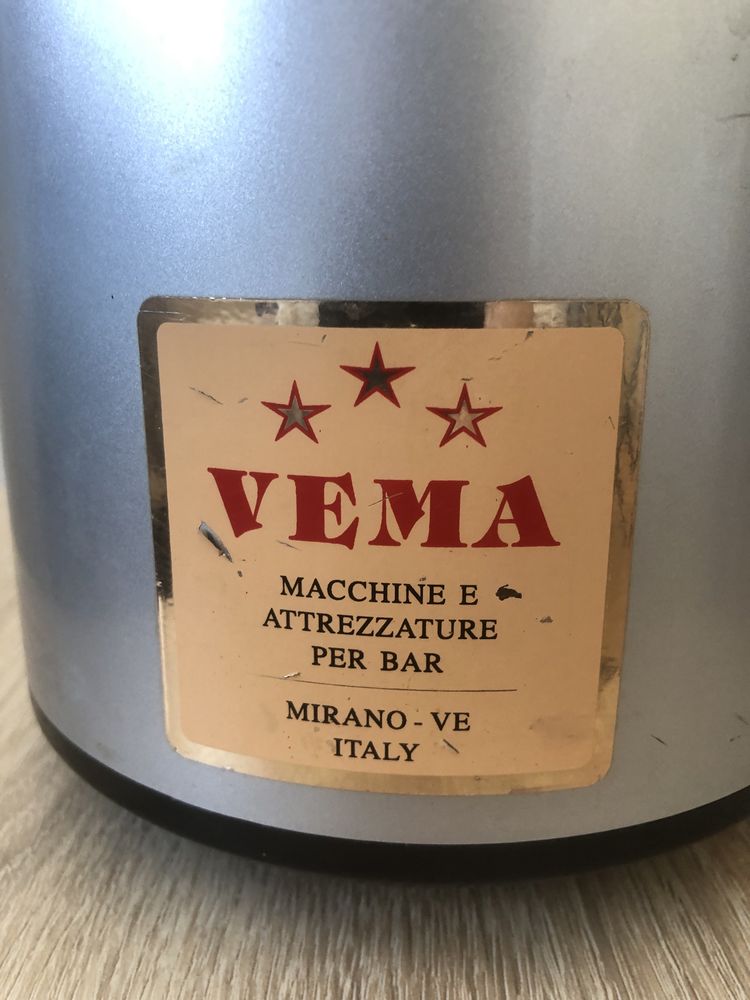 Соковыжималка Vema ET 2102