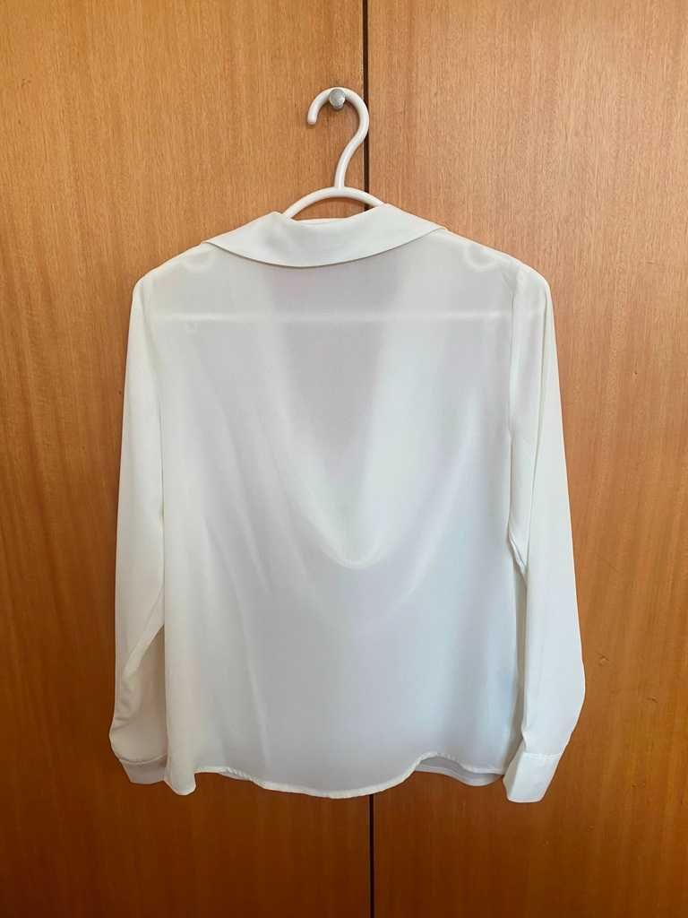 Blusa cru Mango - NOVA