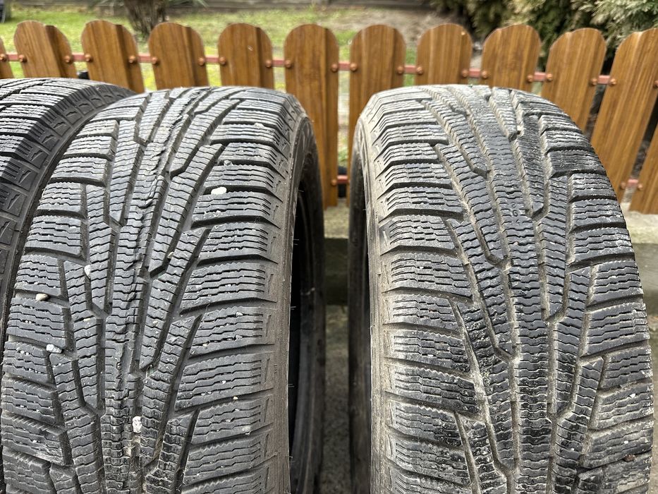 Гума Зимова Nokian Nordman Rs2 215/60 R16 90% залишок