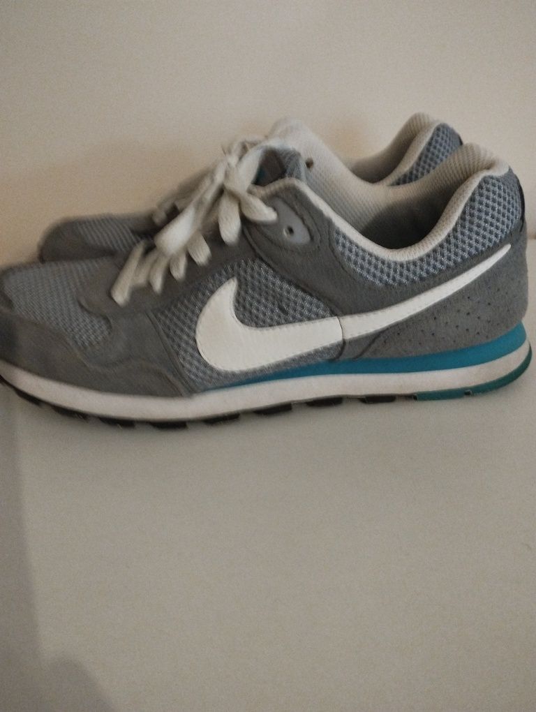 Nike buty damskie r 38