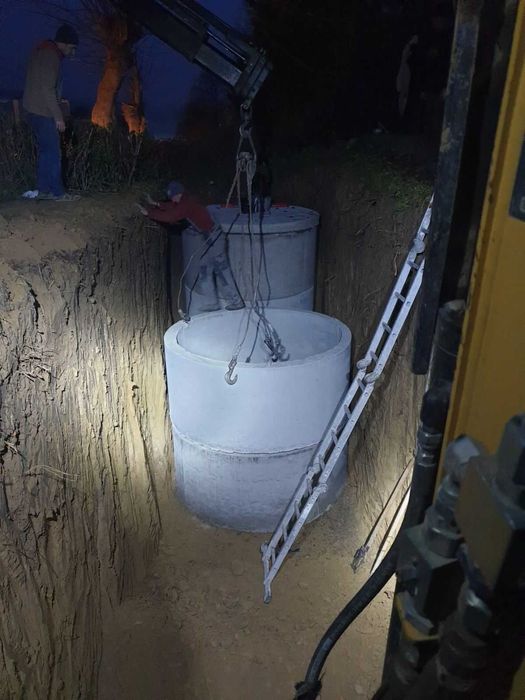 Копання криниць і каналізацій - Burovik , Чернівці. Колодец, криниці