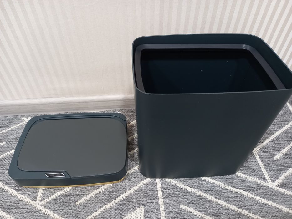 Сенсорне  відро для сміття
Сенсорне (безконтактне) вузьке індукційне в