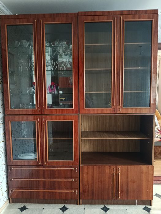 Продам стінку в гарному стані