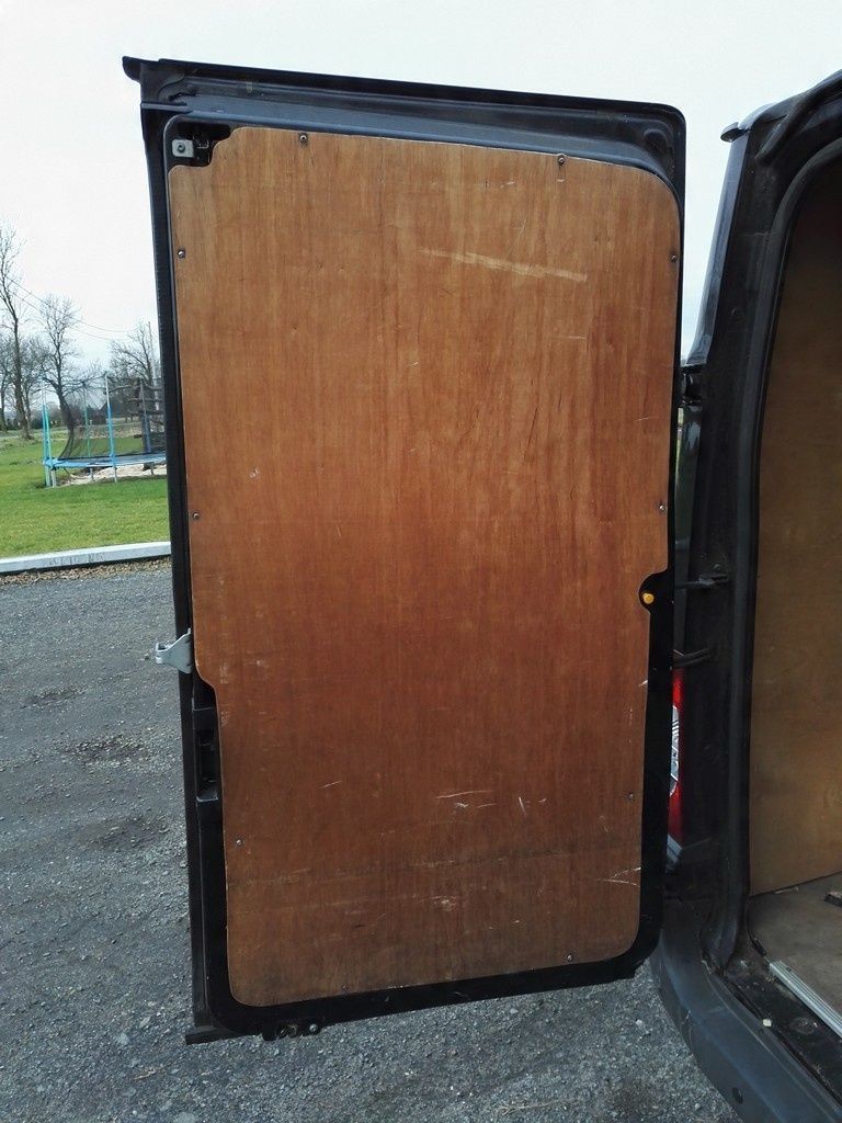 Drzwi Prawy Tył Ford Transit 06-13 Panther Black
