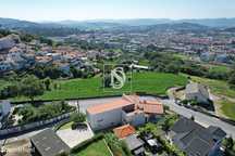 Moradia T4 com vistas deslumbrantes em Guimarães