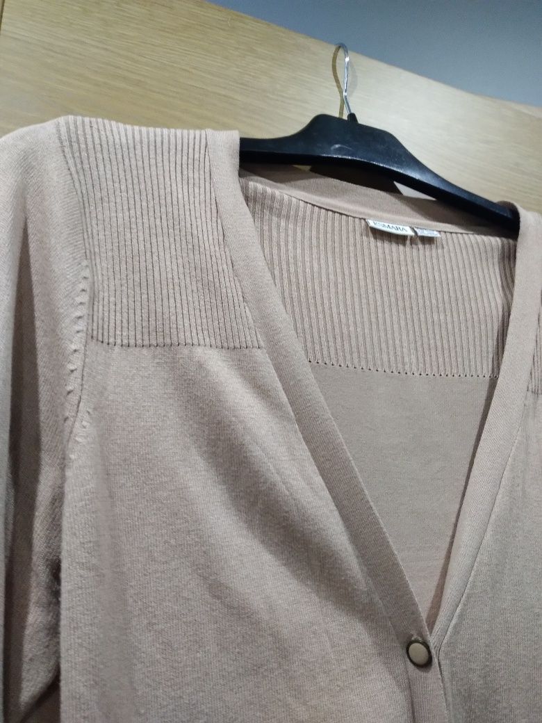 Modny zapinany sweterek rozmiar L/2XL