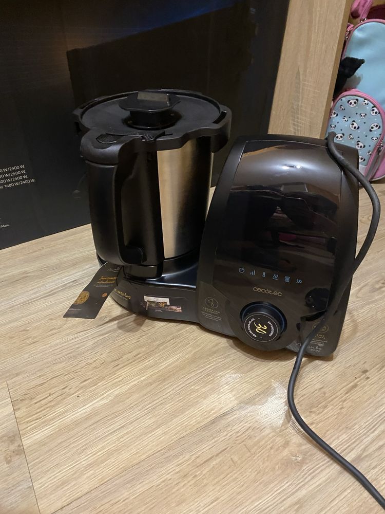Кухона машина CECOTEC Mambo 9090