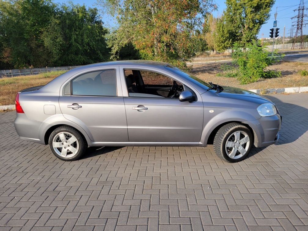 Chevrolet aveo t250. Максимальная комплектация