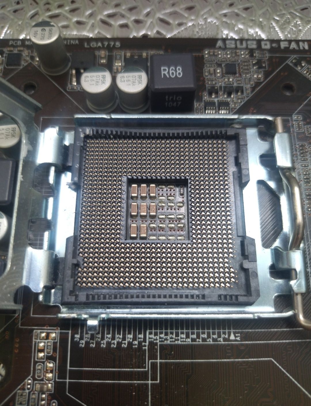 Asus P5QPL-AM (комплект)