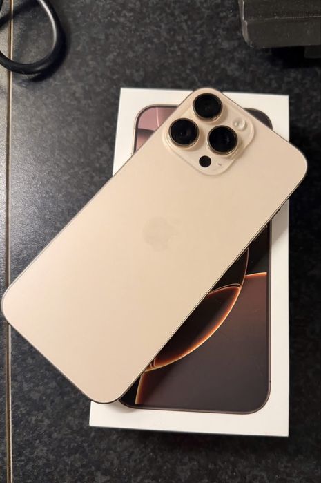 iPhone 16 pro max 256gb