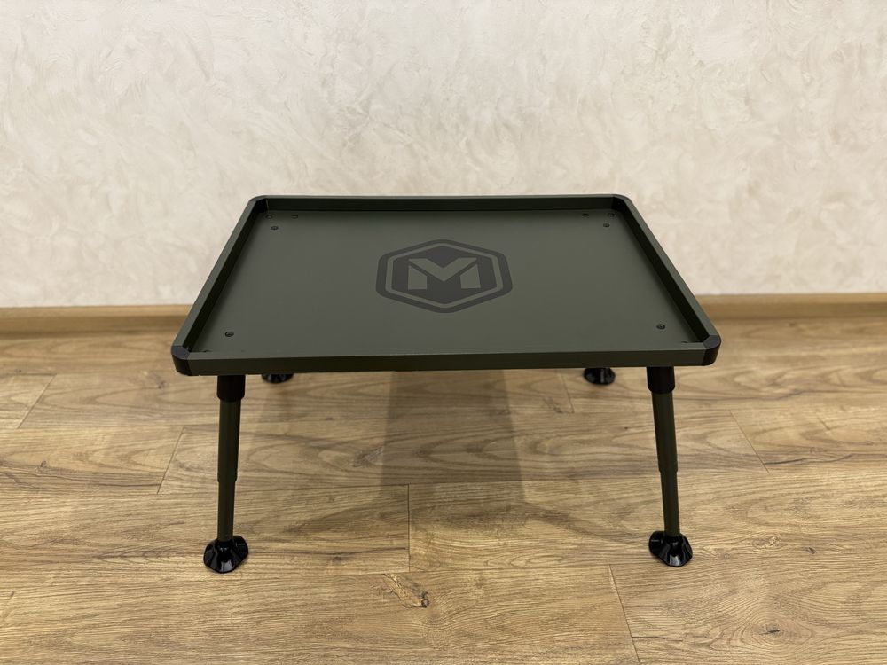 Столик монтажний риболовний туристичний Mivardi Bivvy Professional XL