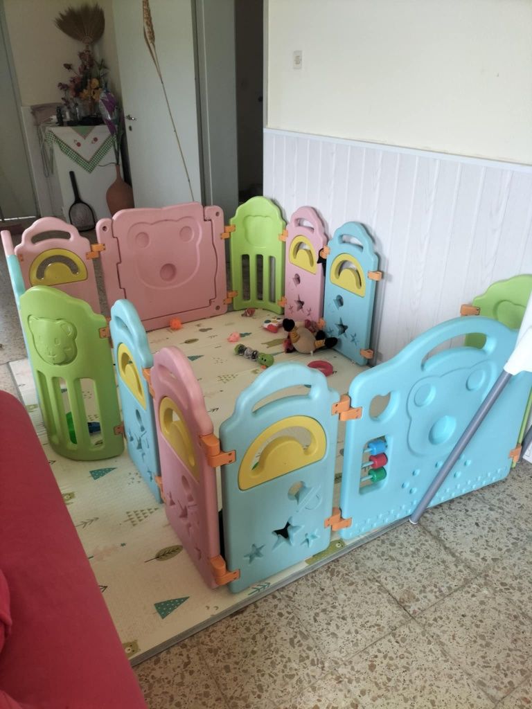 Cerca/parque para bebés