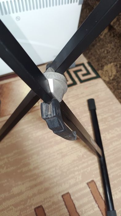 Клавішна стійка SOUNDKING