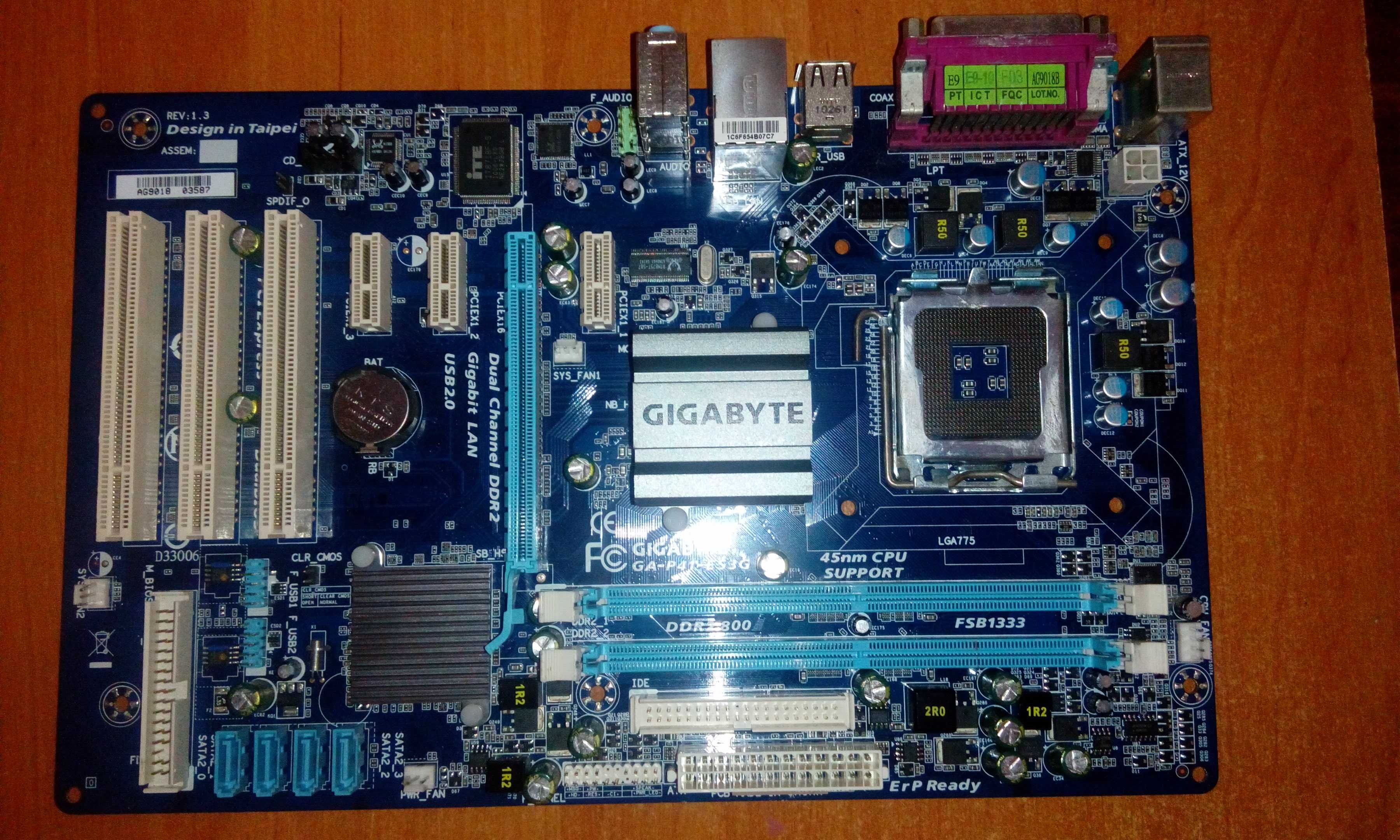 Gigabyte GA-P41-ES3G   s775