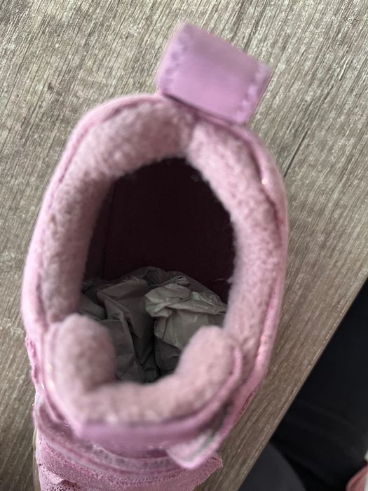 Buty nowe dla dziewczynki