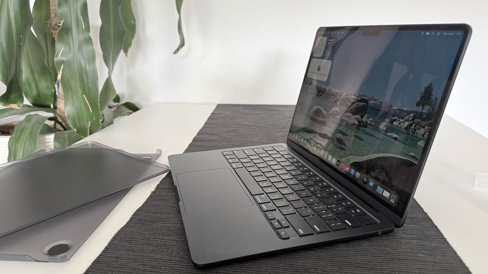 Apple MacBook Air 13,6" 2022, M2 16GB RAM 512GB Dysk macOS Północ