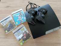 Konsola PlayStation3, w zestawie 2 pady i gry